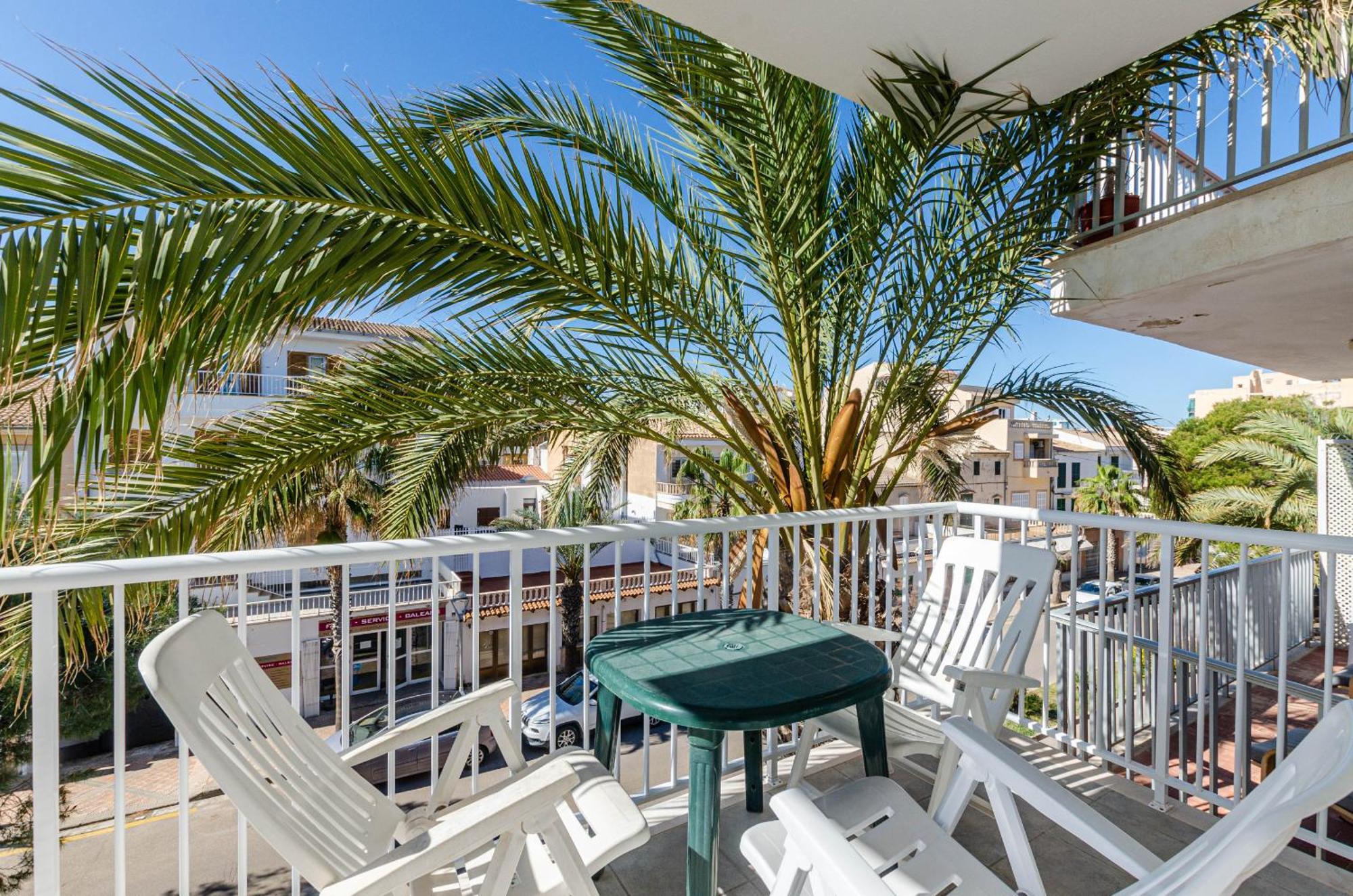 Yourhouse Monges With Balcony Appartement *