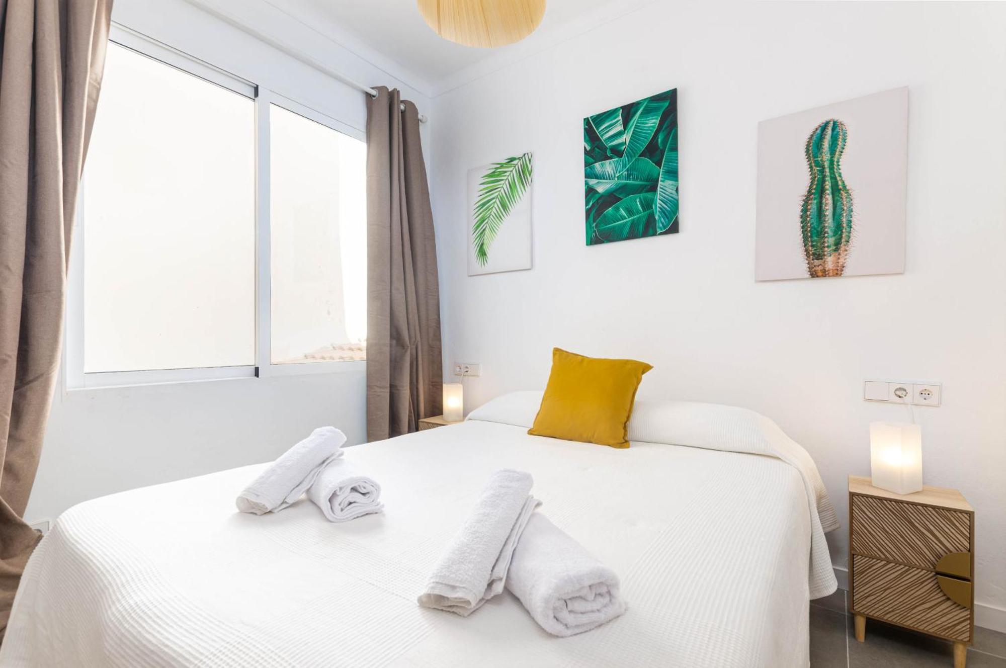 Yourhouse Monges With Balcony Appartement *